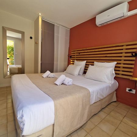 Hotel Le Cosy Saint Aygulf Exterior foto