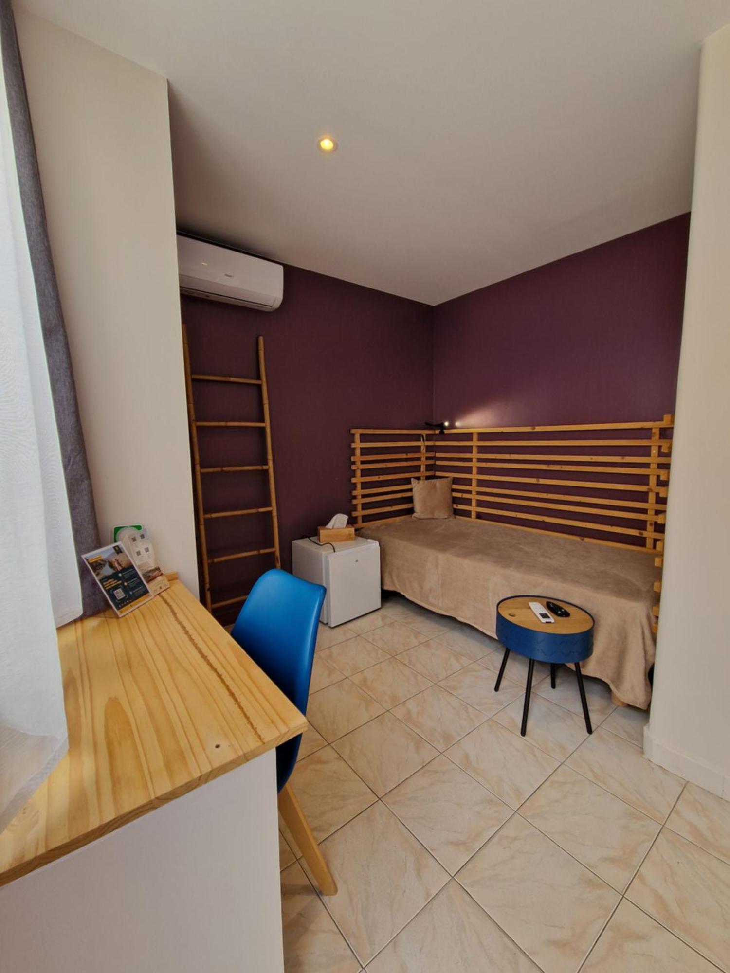 Hotel Le Cosy Saint Aygulf Exterior foto